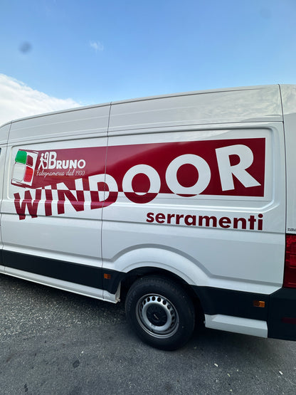 DECORAZIONE MEZZI E CAR WRAPPING