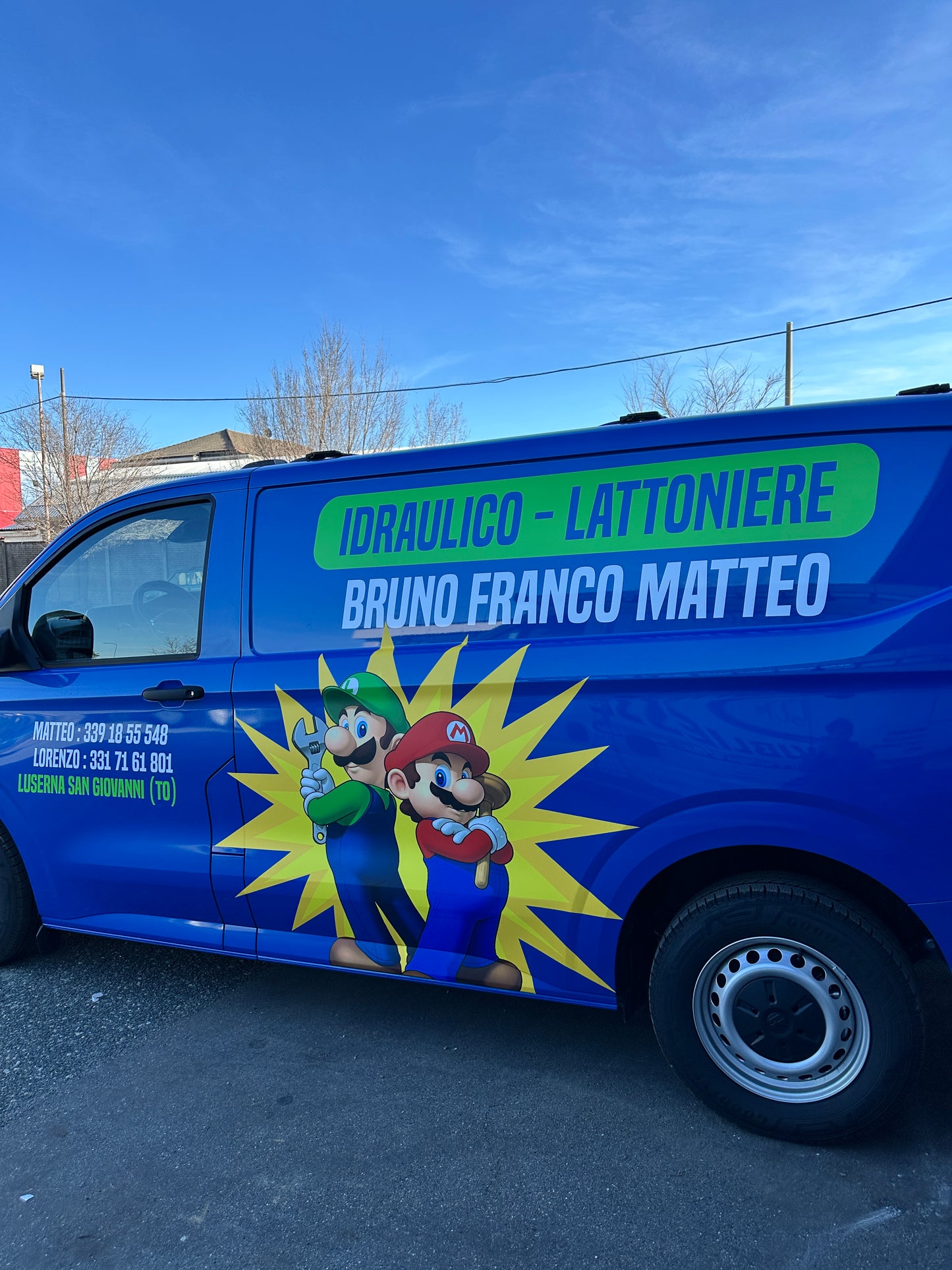 DECORAZIONE MEZZI E CAR WRAPPING